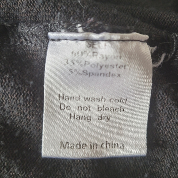 all:row Solid Black Shift Dress - Picture 6 of 7